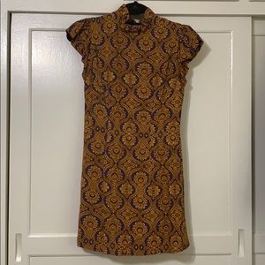 Mini dress Versace looking